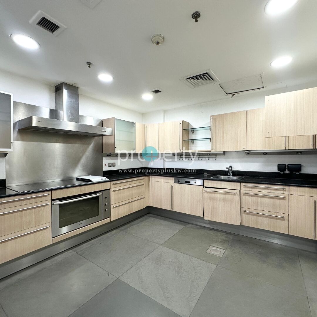 Salmiya, Apartments, Flats, Houses & Villas, KWD 2200/month,  3 BR,  Spacious Coastal Duplex For Rent In Salmiya