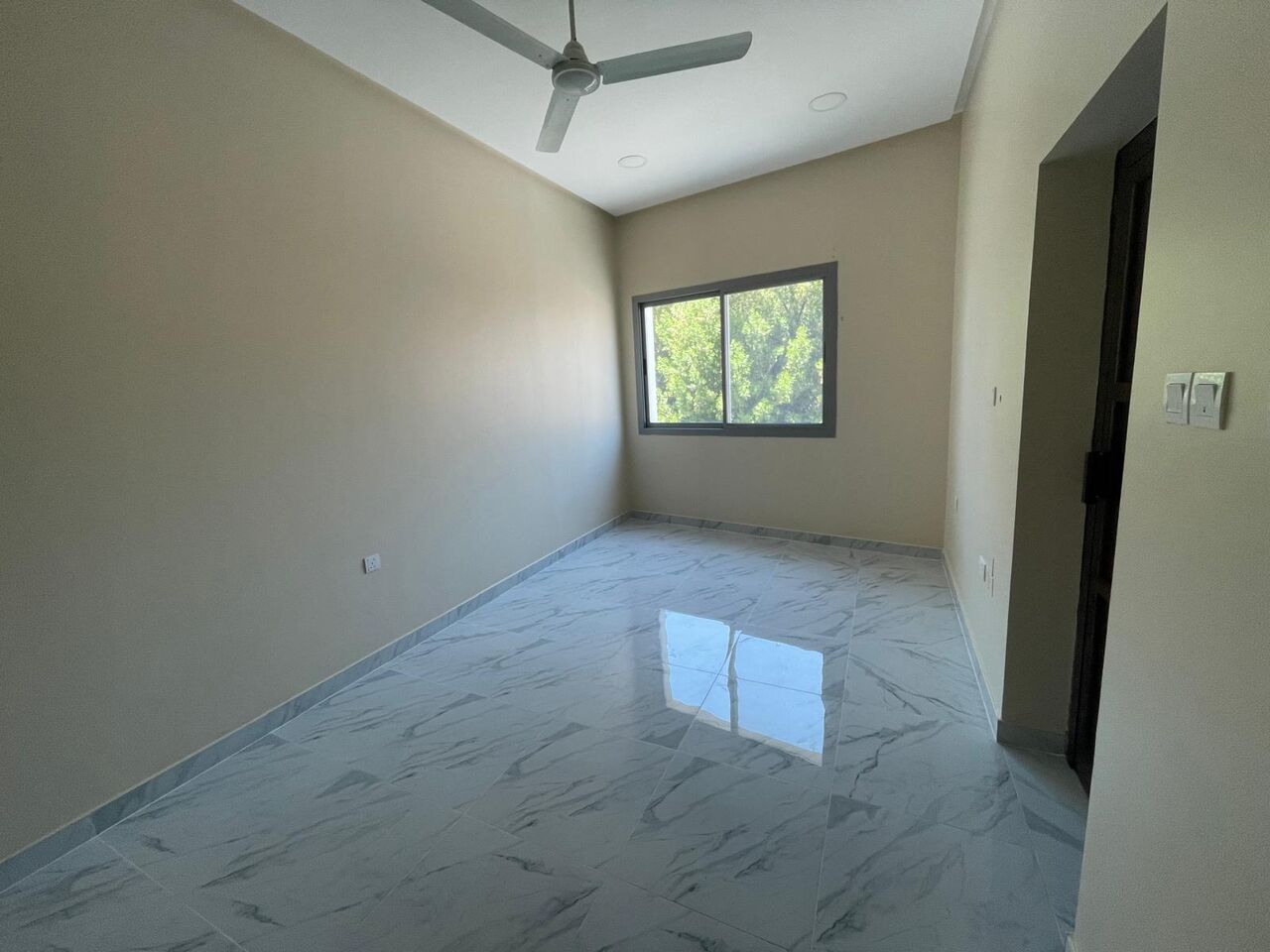 Adliya, Apartments, Flats, Houses & Villas, BHD 230/month,  2 BR,  2 Bedroom In Adliya Without Ewa Near Andalus Garden