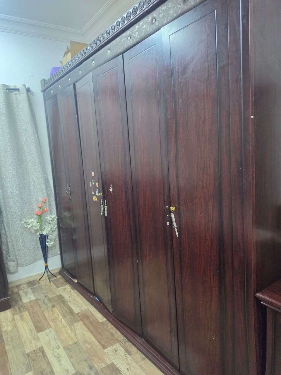 Al Wizarat, Furniture, SAR 500,  Bed Room Set For Sale (King Size Bed, Almira, Dressing Table, Side Table, Big Table)
