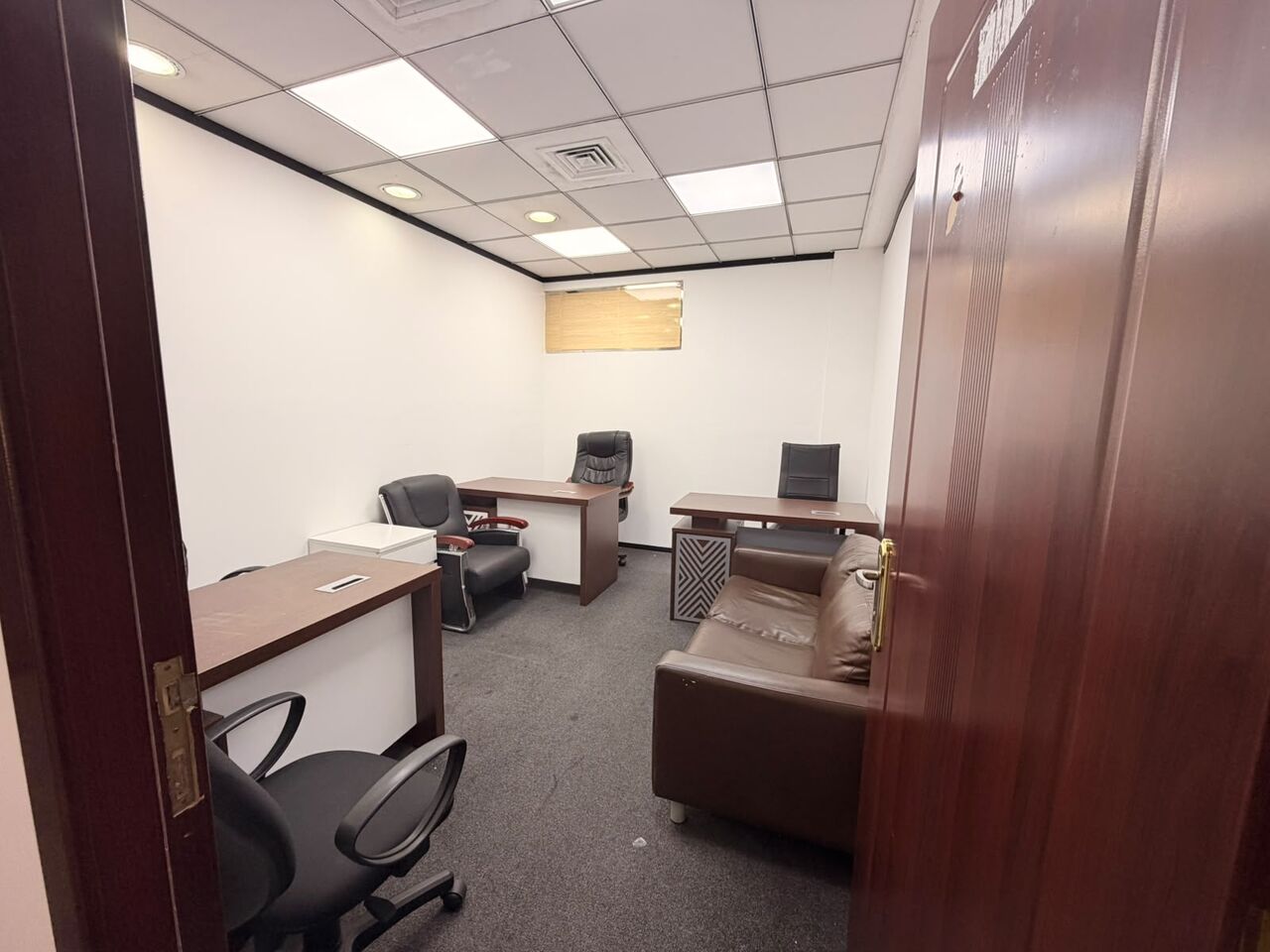 Dubai, Offices, AED 27000,  165 Sq. Feet,  OFFICE FOR RENT &ndash; BANIYAS SQUARE, DUBAI