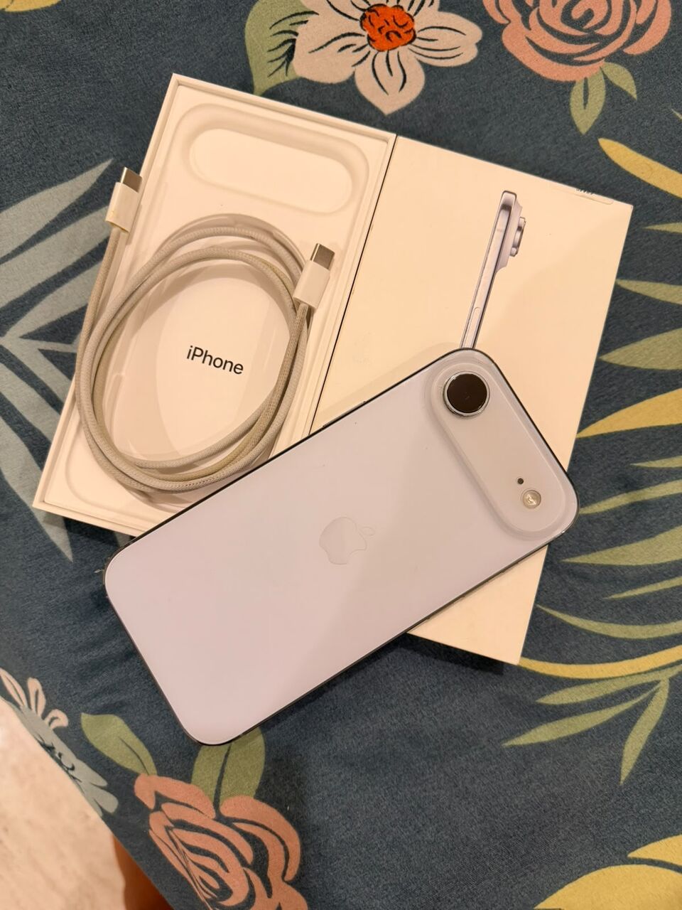 Riyadh, Mobile Phones, SAR 2800,  *iPhone Air For Sale &ndash; Excellent Condition*