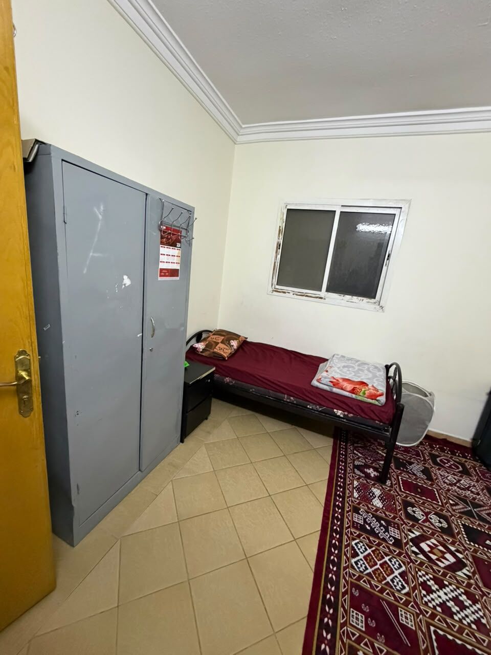 Al Muruj, Bedspace For Rent, SAR 900/month,  I Am Offering A Full Furniture Bed Space In A Well Maintained 4 BHK Flat