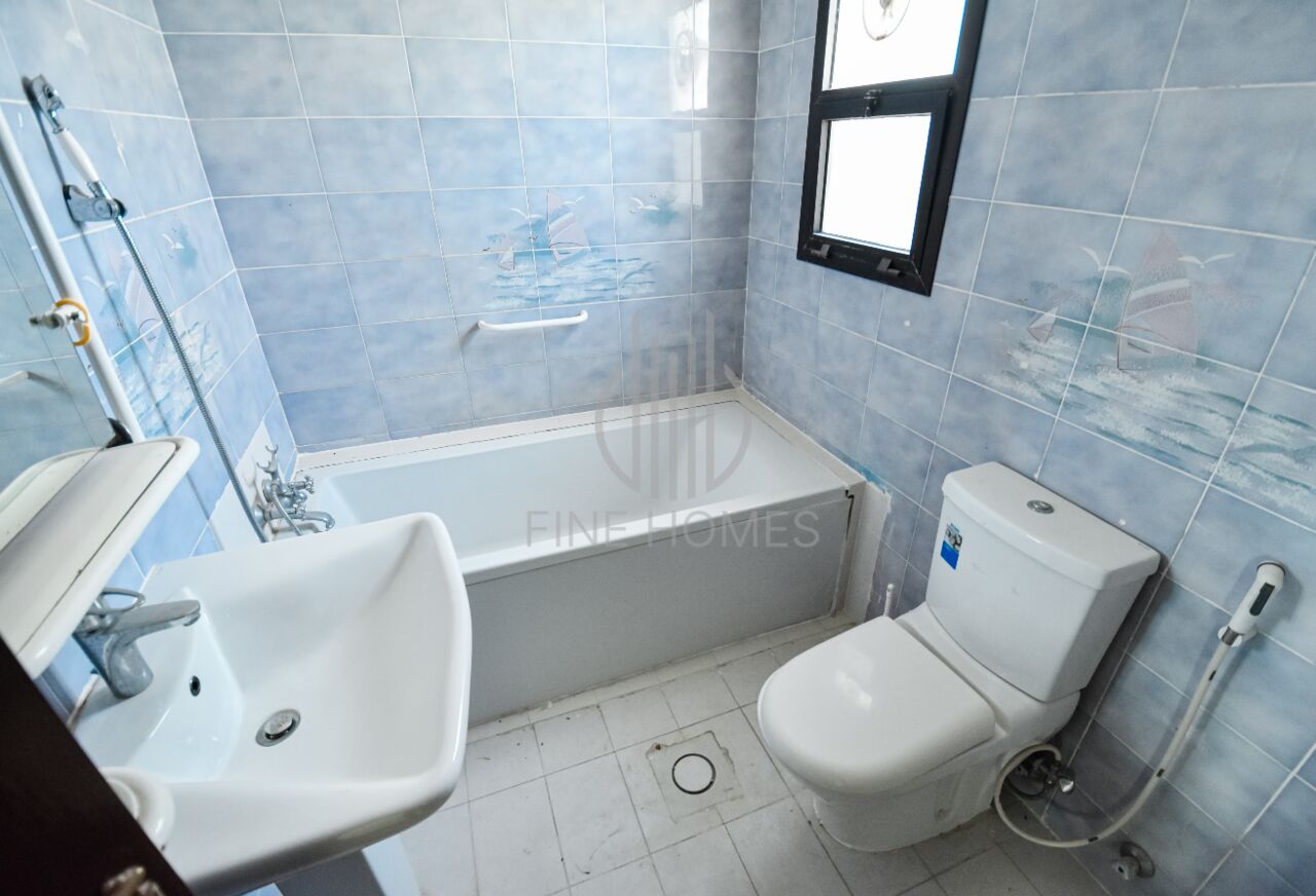 Saar, Villas, BHD 600,  Spacious 4 Bedroom Semi-Furnished Compound Villa