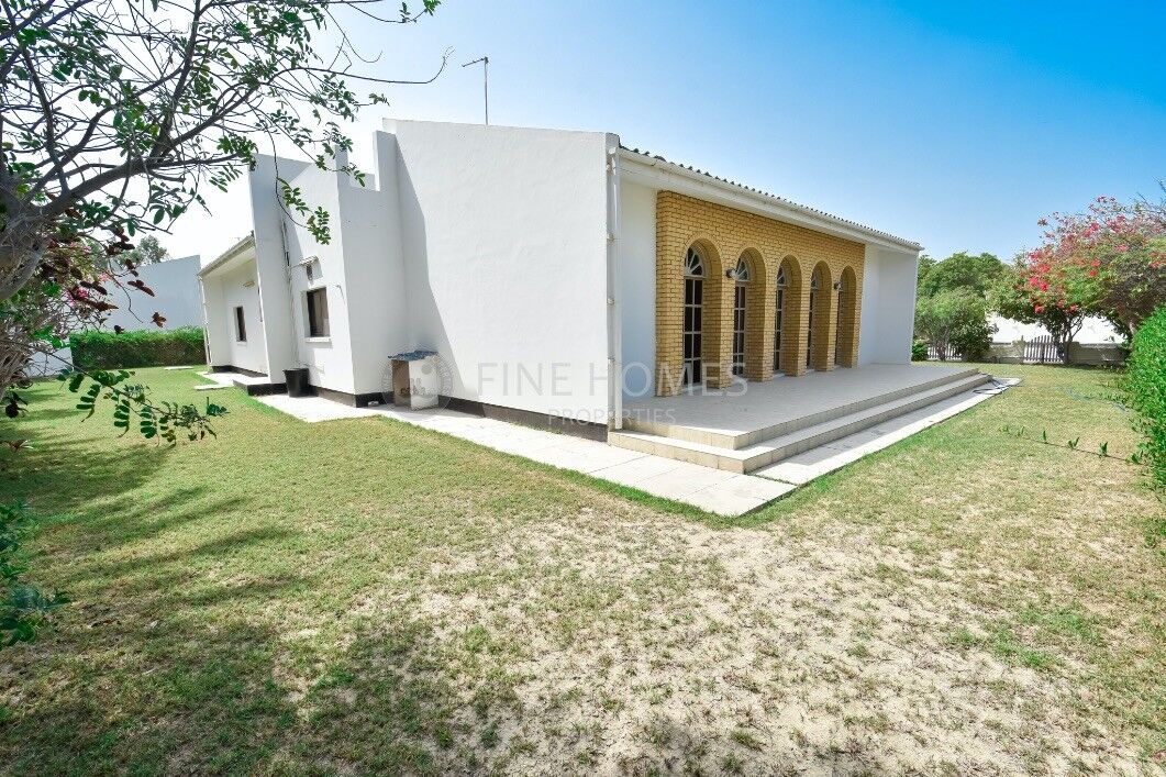 Saar, Villas, BHD 675,  Bright & Spacious Villa ! Pool & Garden !