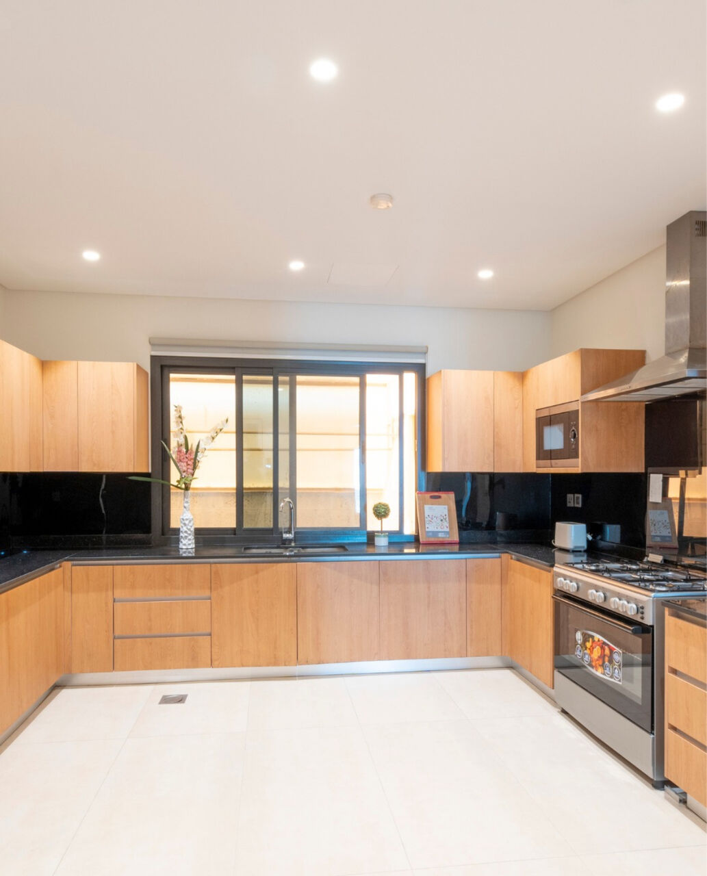 Manama, Staff Accommodation, BHD 2100,  400 Sq. Meter,  Budayya Area Staff Accommodation Available For Rent