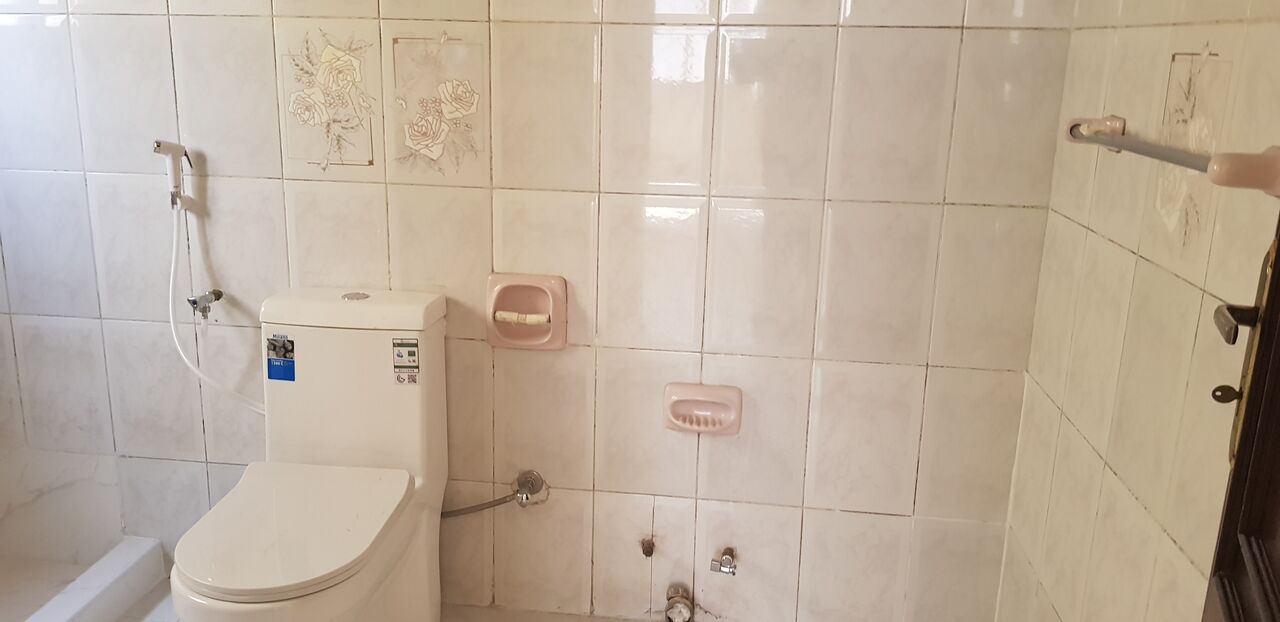 Manama, Apartments, Flats, Houses & Villas, BHD 190/month,  2 BR,  2BHK Semi  Furnished Flat For Rent In Um Al Hassam