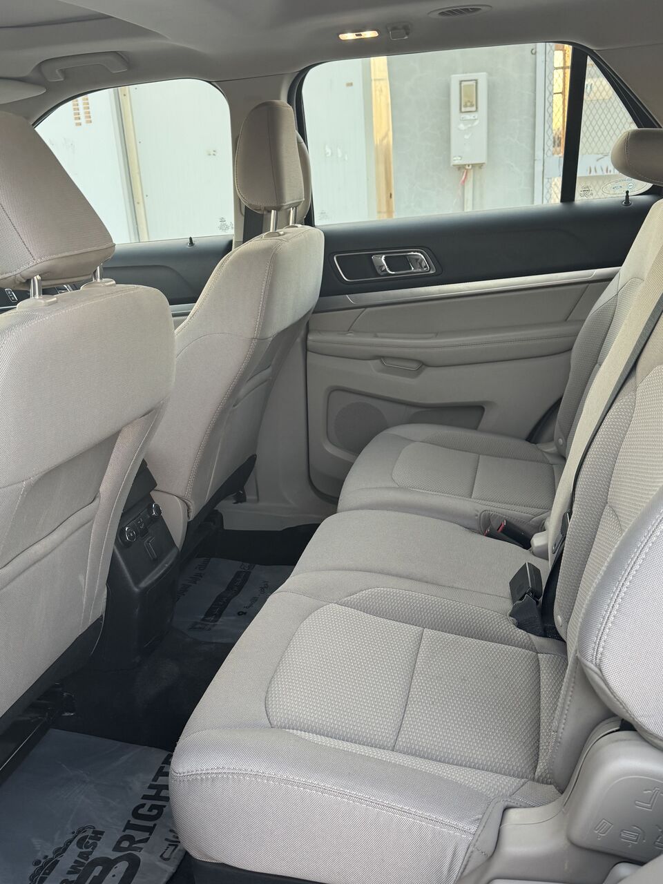 Riyadh, Vehicles, Cars & Trucks , SAR 80,  Ford Explorer,  2019,  Automatic,  143000 KM,