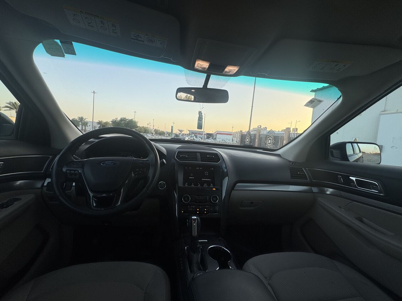 Riyadh, Vehicles, Cars & Trucks , SAR 80,  Ford Explorer,  2019,  Automatic,  143000 KM,