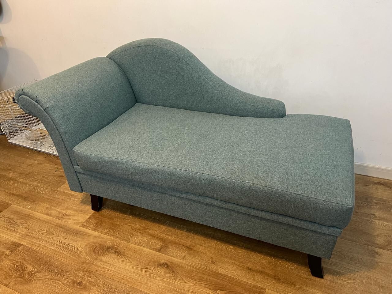 Al Malaz, Household Items, SAR 750,  Green Plant🌿, Lovely Green Couch(Home Box), Kitchen Table, Beautiful 2Side Sofa Table Etc
