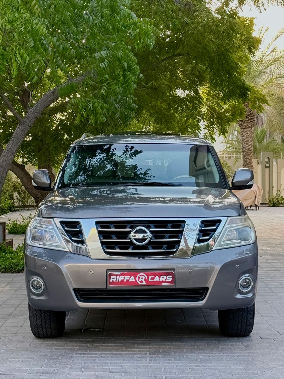 Manama, Vehicles, Cars & Trucks , BHD 7600,  Nissan Patrol,  2017,  Automatic,  160000 KM,  NISSAN PETROL SE