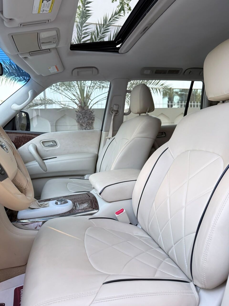 Manama, Vehicles, Cars & Trucks , BHD 7600,  Nissan Patrol,  2017,  Automatic,  160000 KM,  NISSAN PETROL SE