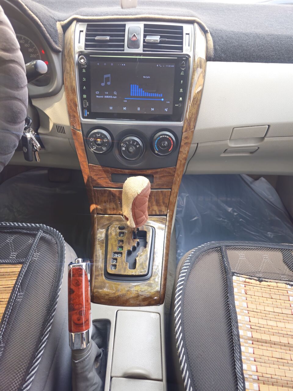 Riyadh, Vehicles, Cars & Trucks , SAR 20000,  Toyota Corolla,  2010,  290000 KM,   For Sale (Urgent)