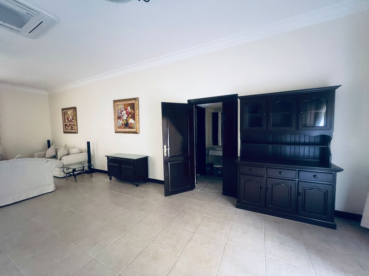 Juffair, Villas, BHD 750,  Furnished,  3BR FULLY FURNISHED COMPOUND VILLA FOR RENT IN JUFFAIR
