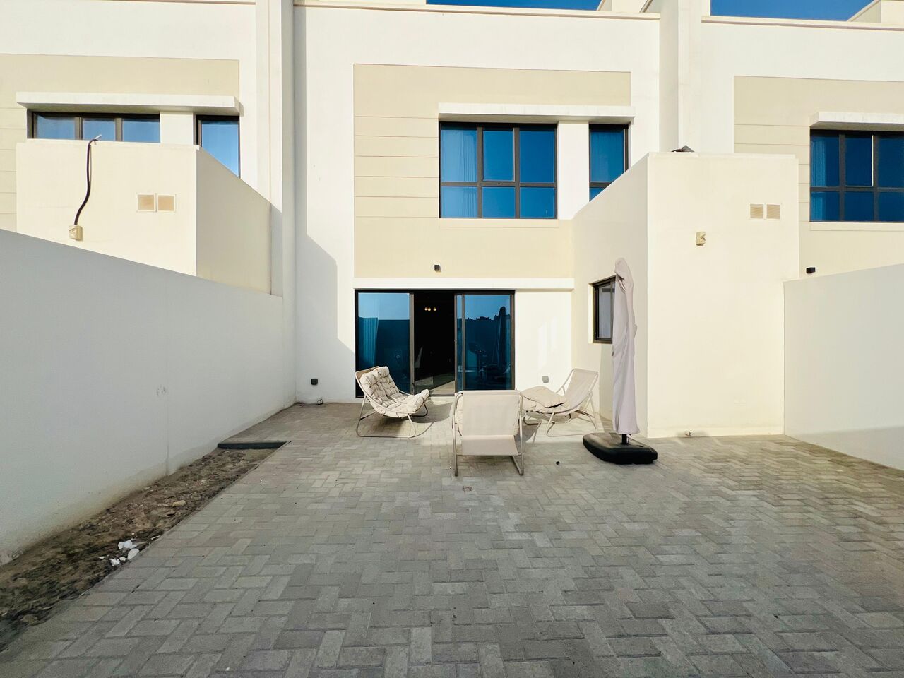 Budaiya, Villas, BHD 850,  Furnished,  BRAND NEW 3BR FULLY FURNISHED TOWNHOUSE VILLA FOR RENT IN BUDAIYA