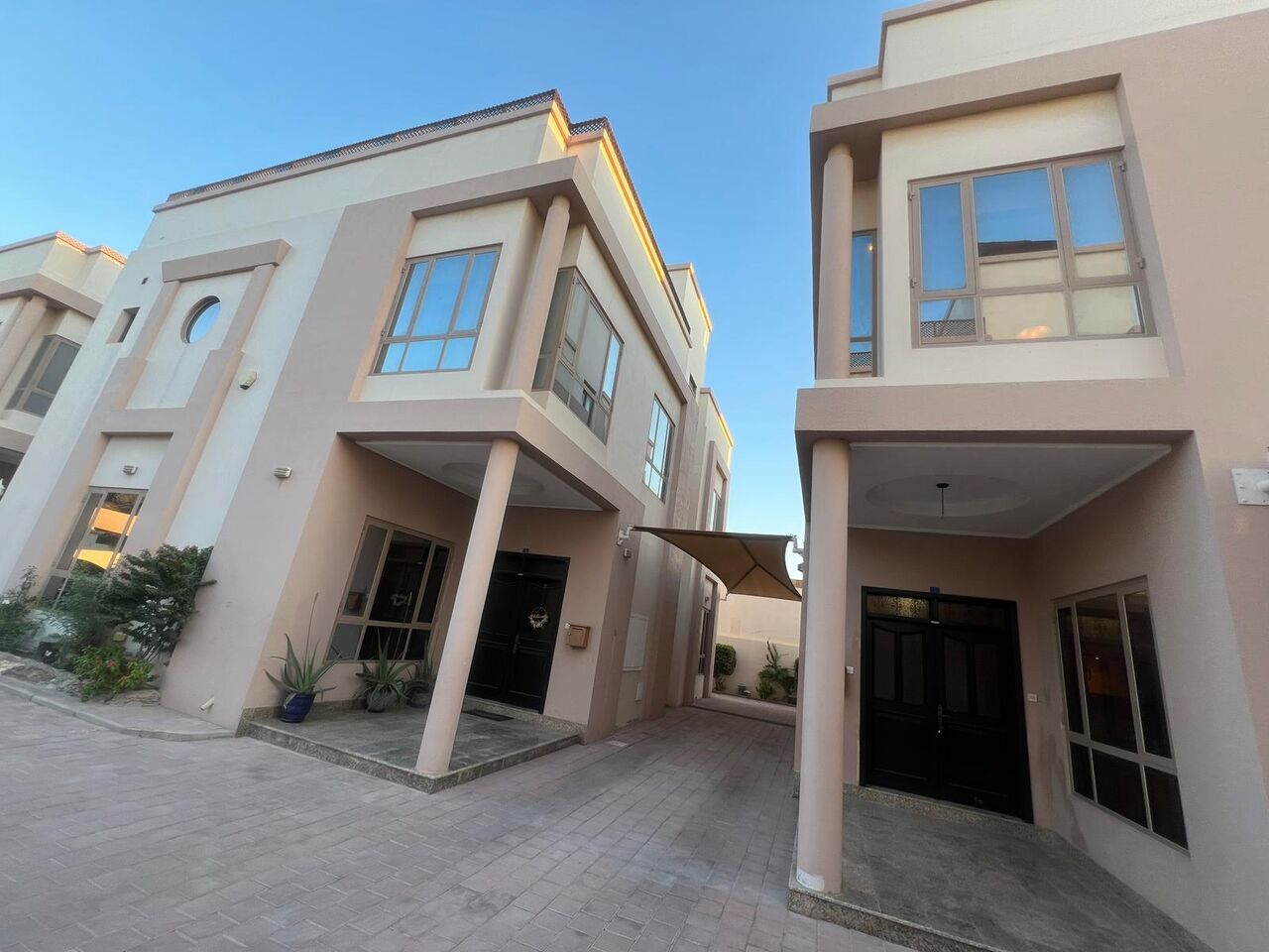 Janabiya, Villas, BHD 900,  Furnished,  4BR FULLY FURNISHED COMPOUND VILLA FOR RENT IN JANABIYAH
