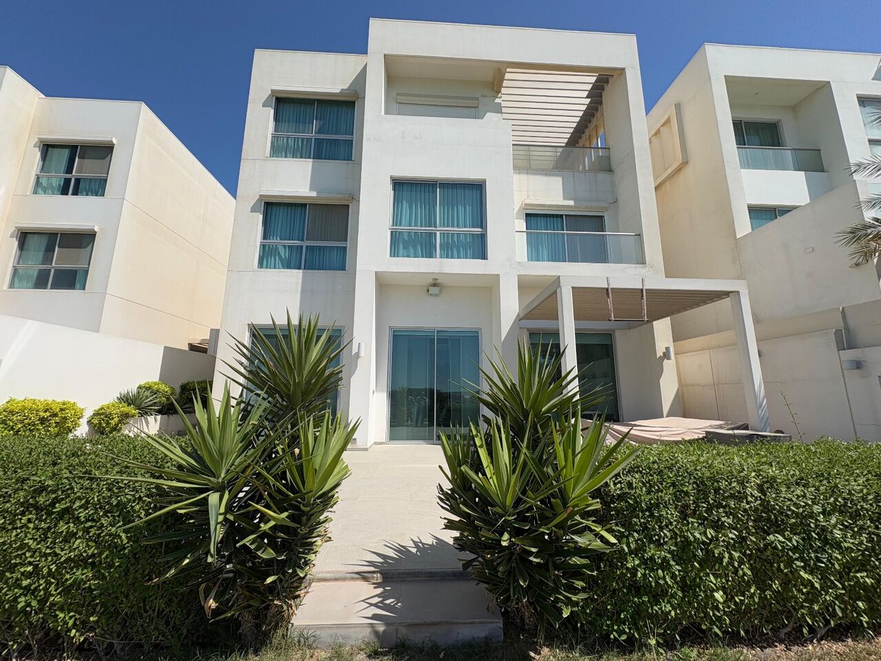 Manama, Villas, BHD 1200,  Furnished,  LUXURY 3BR VILLA FOR RENT IN DILMUNIA