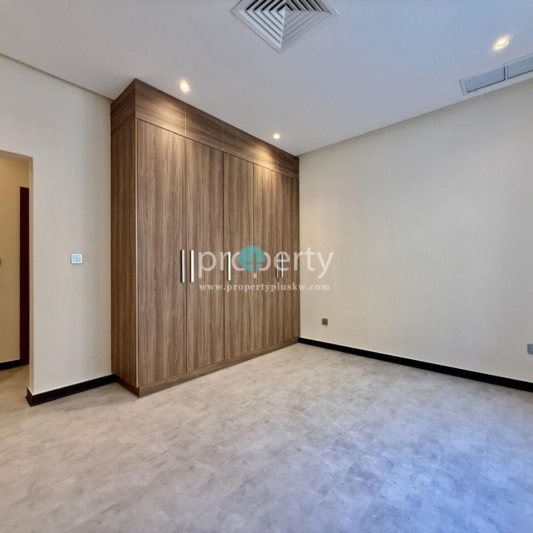 Kuwait City, Apartments, Flats, Houses & Villas, KWD 750/month,  3 BR,  3 Master Bedroom Spacious Apartment For Rent In Jabriya, Kuwait City