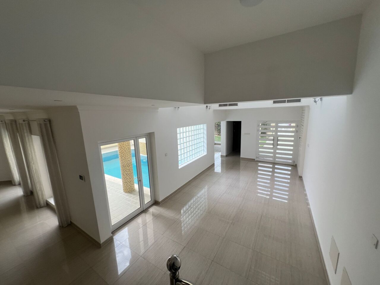 Janabiya, Villas, BHD 800,  4BR SEMI-FURNISHED VILLA WITH PRIVATE POOL FOR RENT IN JANABIYAH