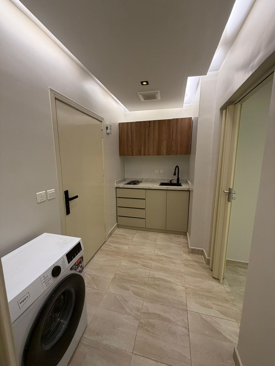 Al Malaz, Apartments, Flats, Houses & Villas, SAR 25000/year,  1 BR,  34 Sq. Meter,  Studio For Rent In Malaz