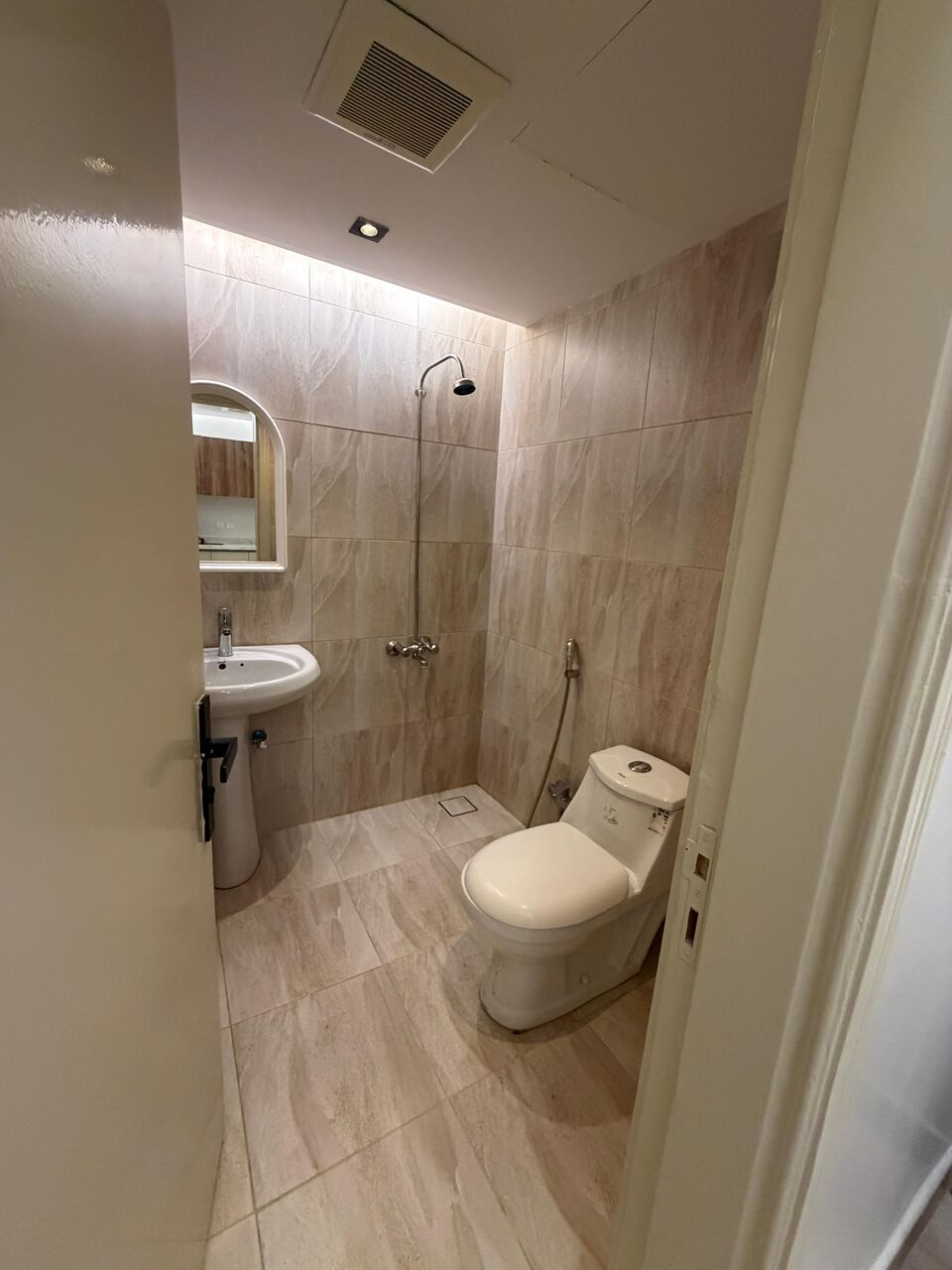 Al Malaz, Apartments, Flats, Houses & Villas, SAR 25000/year,  1 BR,  34 Sq. Meter,  Studio For Rent In Malaz