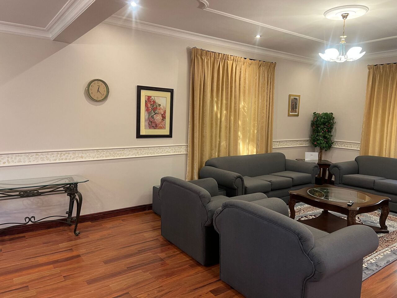 Juffair, Villas, BHD 914,  Furnished,  3BR FULLY FURNISHED COMPOUND VILLA FOR RENT IN JUFFAIR