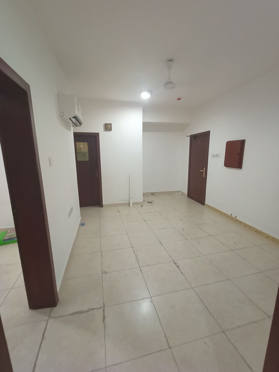 Busaiteen, Apartments, Flats, Houses & Villas, BHD 220/month,  2 BR,  Family Building With EWA Unlimited