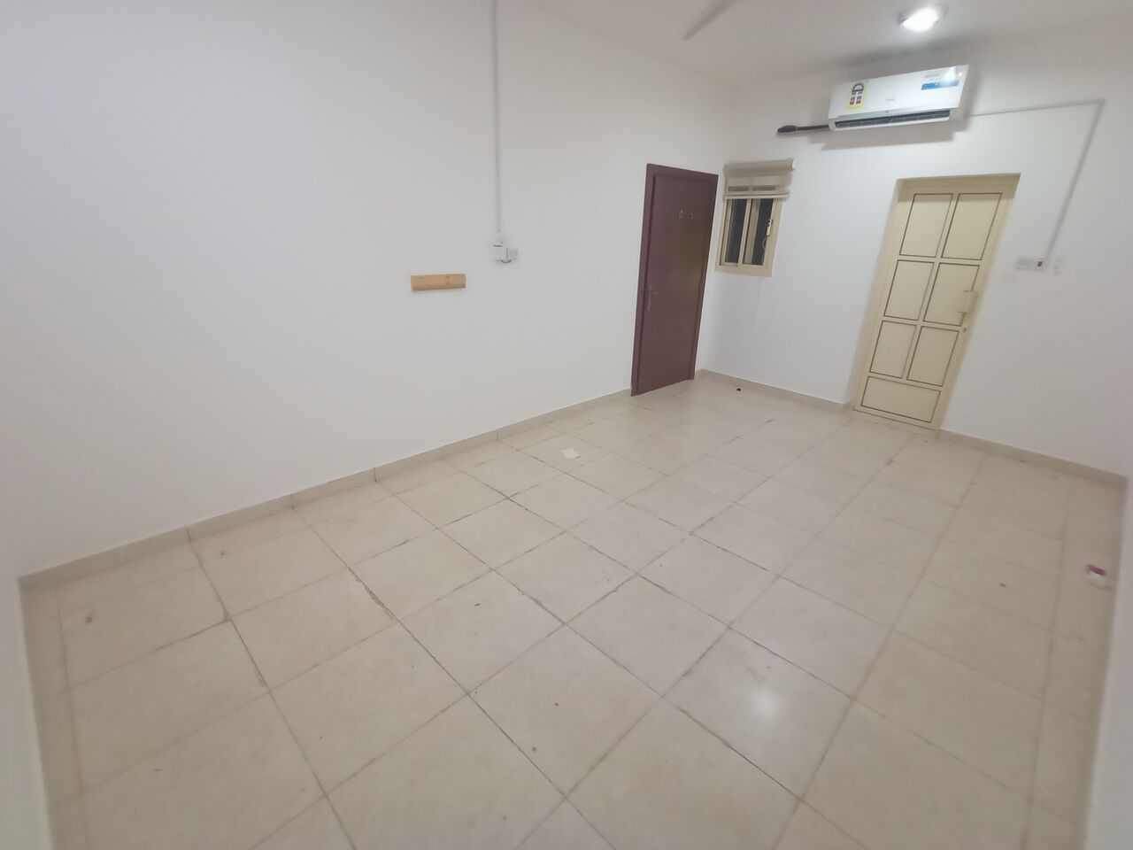 Busaiteen, Apartments, Flats, Houses & Villas, BHD 220/month,  2 BR,  Family Building With EWA Unlimited
