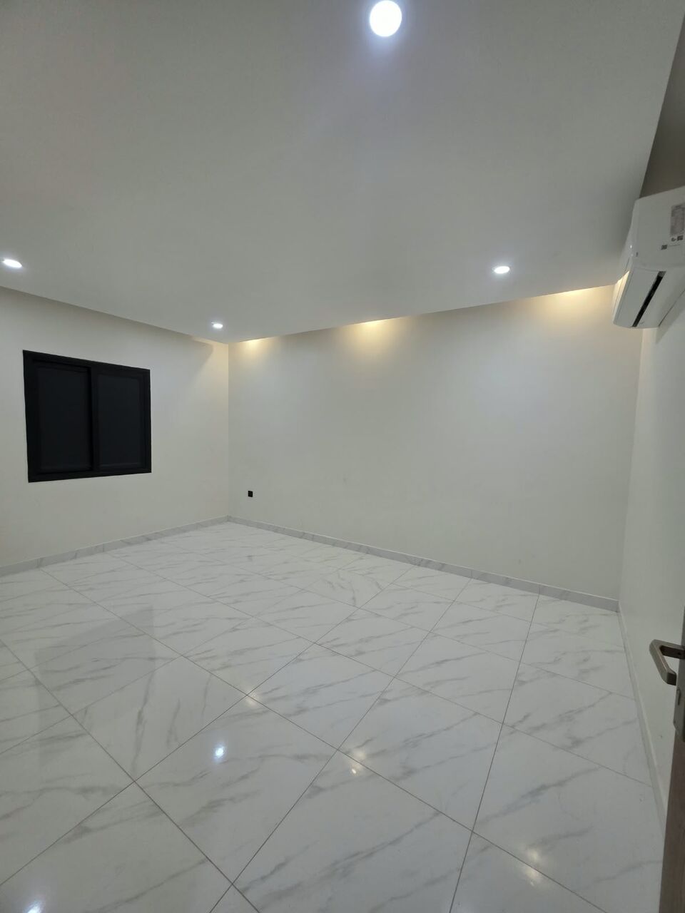 Khobar, Apartments, Flats, Houses & Villas, SAR 26000/year,  2 BR,  New Luxury 2 Bedrooms, A Hall, 2 Bathrooms, A Kitchen,with Air Conditioners And Elevator,p