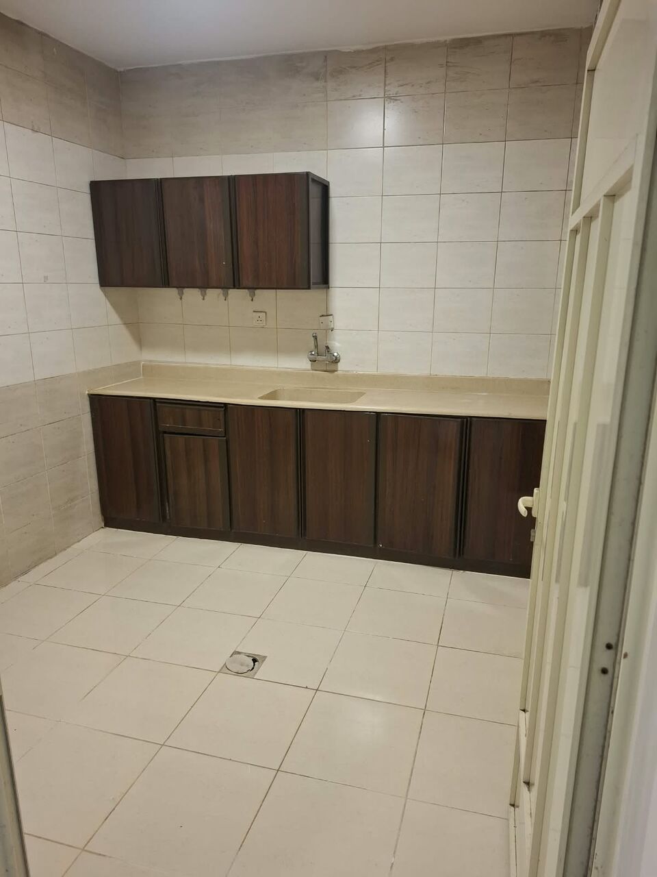 Khobar, Apartments, Flats, Houses & Villas, SAR 22600/year,  3 BR,  3 Bedrooms, A Hall, 2 Bathrooms, A Kitchen  Elevator,available Private Parking Available