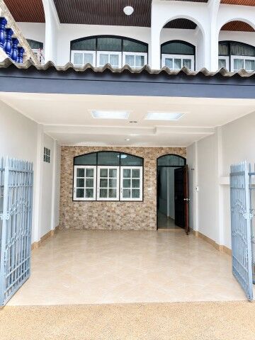 Bangkok, Villas, THB 8999,  17 Sq. Feet,  โลตัส สุขาภิบาล 1 1.3 กม. Max Value มีแอร์ 3 เครื่อง 