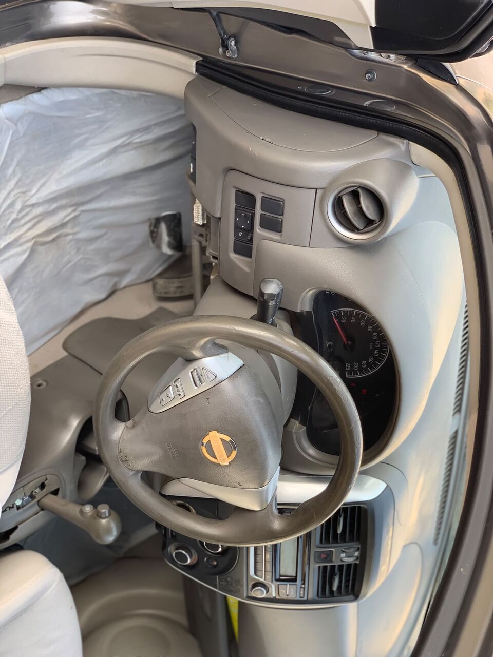 Riyadh, Vehicles, Cars & Trucks , SAR 17000,  Nissan Sunny,  2015,  Automatic,  510000 KM,    Gear