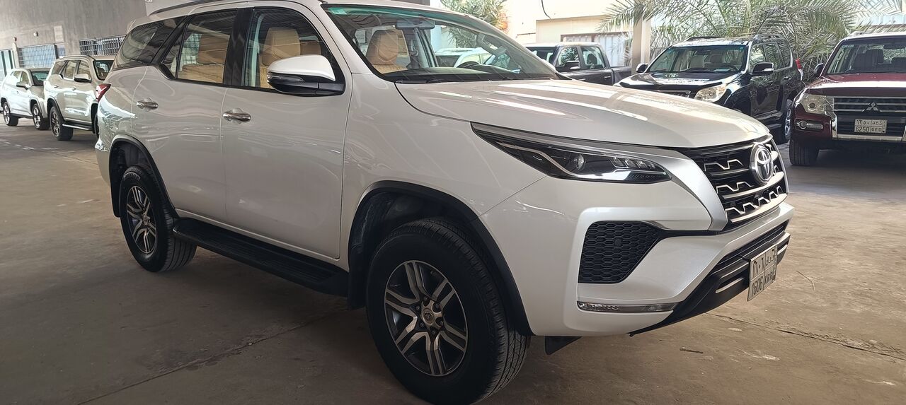 Dammam, Vehicles, Cars & Trucks , SAR 97000,  Toyota Fortuner,  2023,  Automatic,  207000 KM,