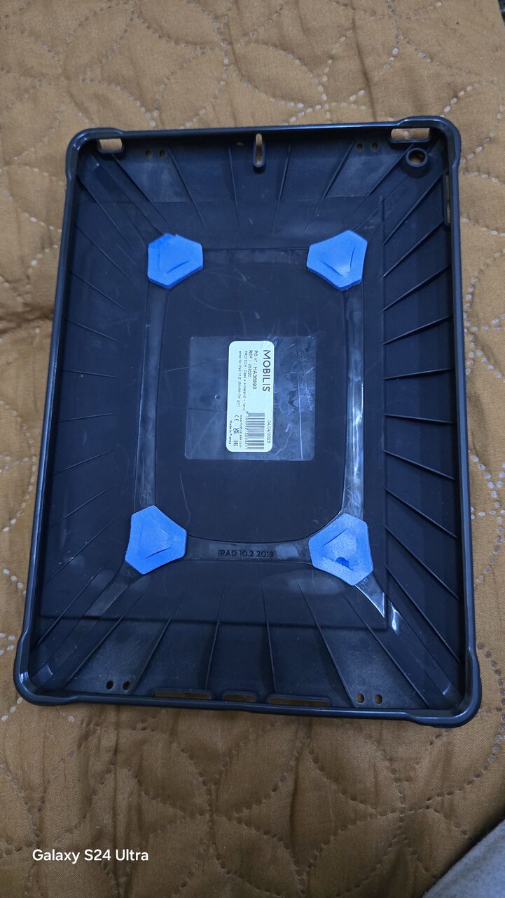 Riyadh, Mobile Phones, SAR 950,  Apple Ipad 8th Generation For Sale