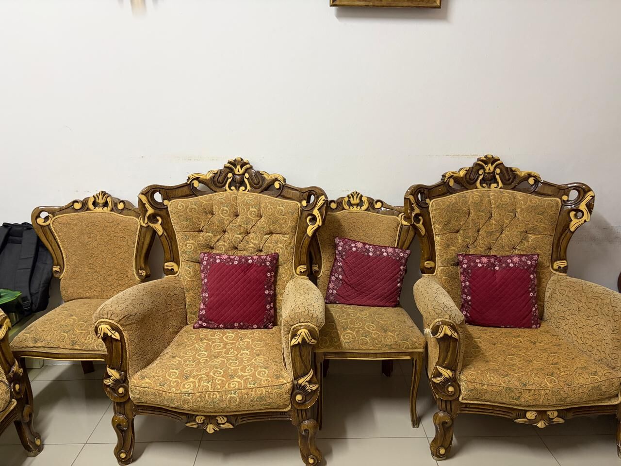 Al Rawdah, Furniture, SAR 600,  Sofa 9 Seater SR 600 & 3 Seater SR150