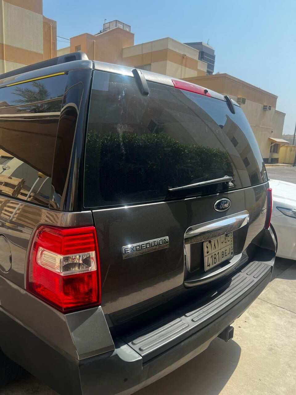 Khobar, Vehicles, Cars & Trucks , SAR 38500,  Ford Expedition,  2014,  Automatic,  243 KM,  Well-maintained  , Ideal For Family Use And Long-distance Travel. Spaci