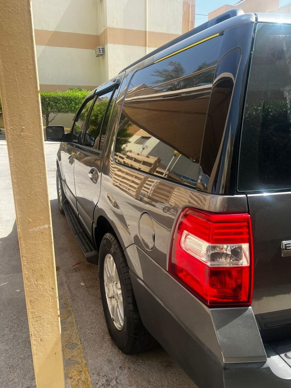 Khobar, Vehicles, Cars & Trucks , SAR 38500,  Ford Expedition,  2014,  Automatic,  243 KM,  Well-maintained  , Ideal For Family Use And Long-distance Travel. Spaci