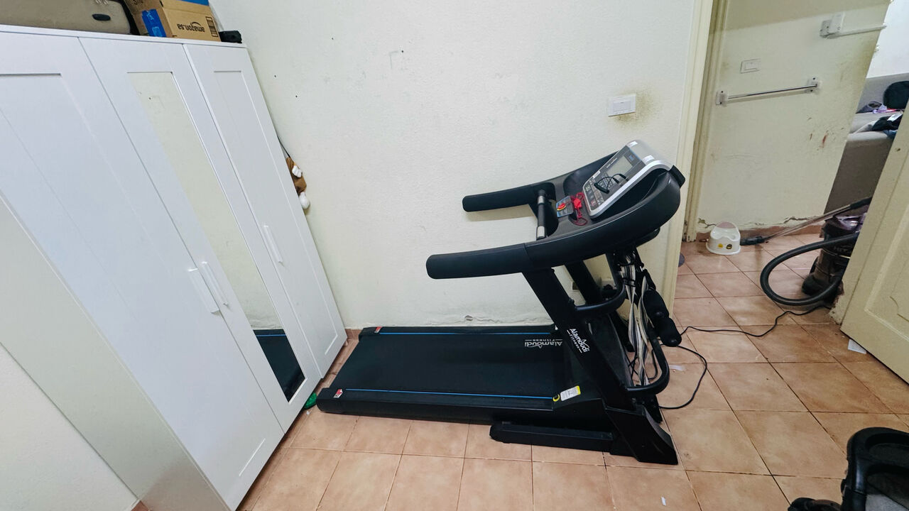 Jeddah, Household Items, SAR 1200,  Treadmill, Stroller, Desk, And Fridge