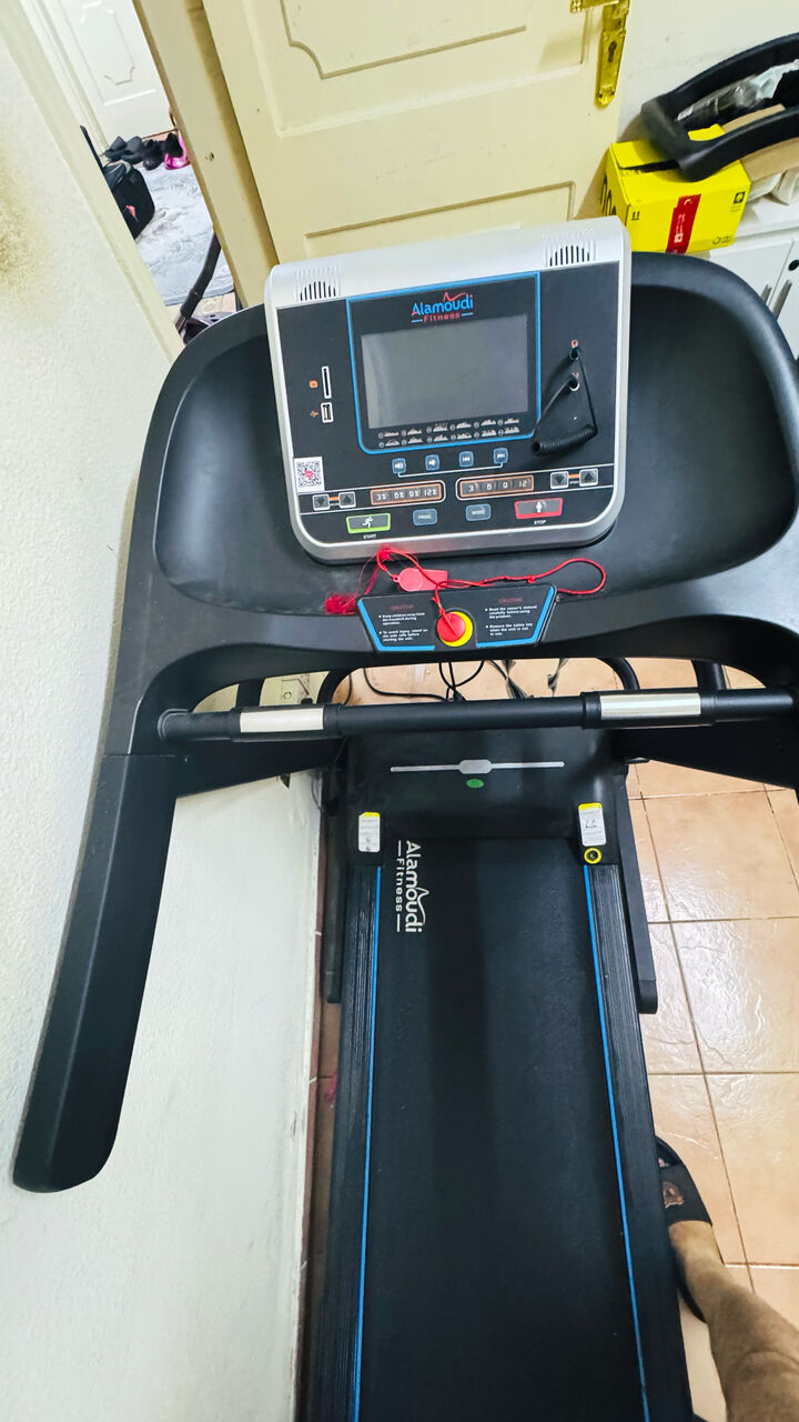 Jeddah, Household Items, SAR 1200,  Treadmill, Stroller, Desk, And Fridge