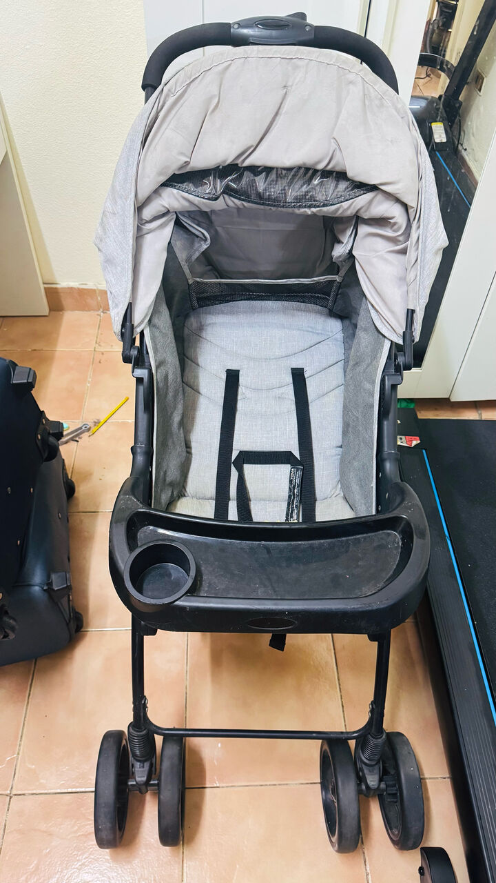 Jeddah, Household Items, SAR 1200,  Treadmill, Stroller, Desk, And Fridge