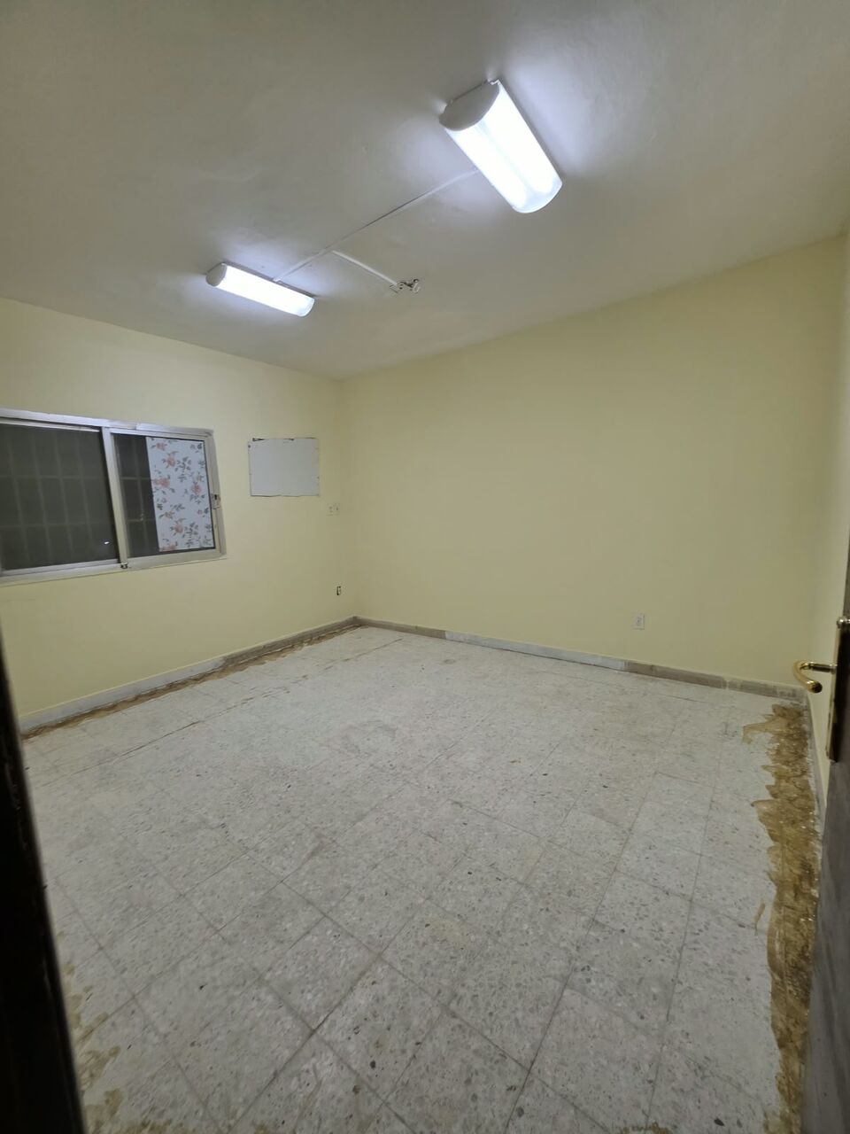 Khobar, Apartments, Flats, Houses & Villas, SAR 23600/year,  4 BR,  4 Bedrooms, A Hall, 2 Bathrooms, A Kitchen   Fast Floor Apartment  Elevator Not Available