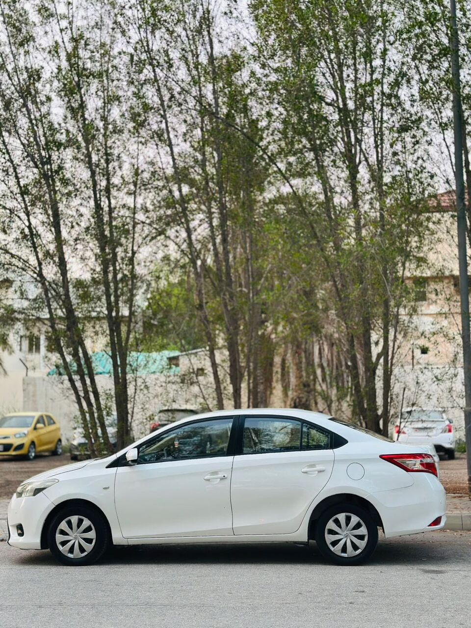 Segaya, Vehicles, Cars & Trucks , BHD 2350,  Toyota Yaris,  2014,  Automatic,  215000 KM,    MODEL WELL MAINTAINED USED CAR CALL OR WHATSAPP ON 35400768 ,33665080