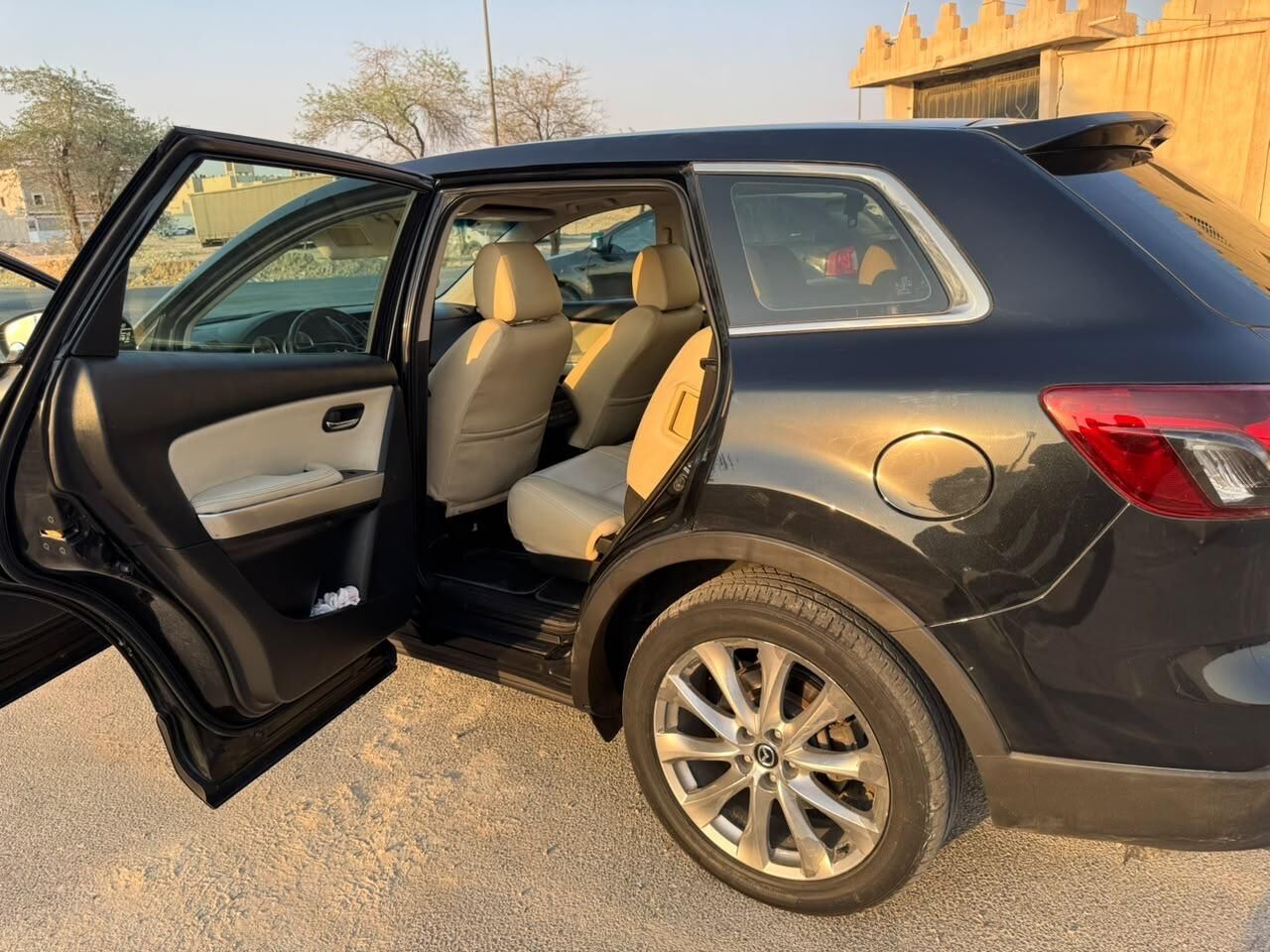 Riyadh, Vehicles, Cars & Trucks , SAR 37000,  Mazds CX 09,  2016,  Automatic,  217009 KM,