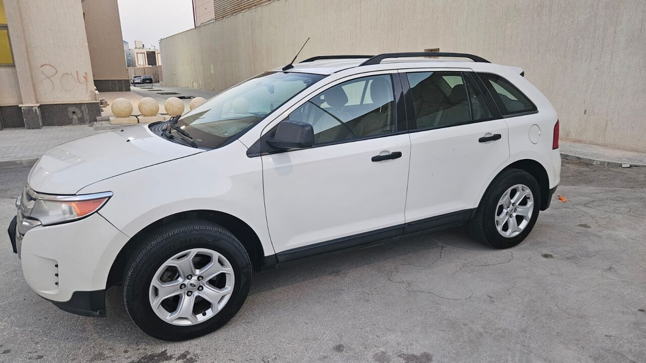 Riyadh, Vehicles, Cars & Trucks , SAR 38000,  Ford Edge,  2013,  Automatic,  208981 KM,  -