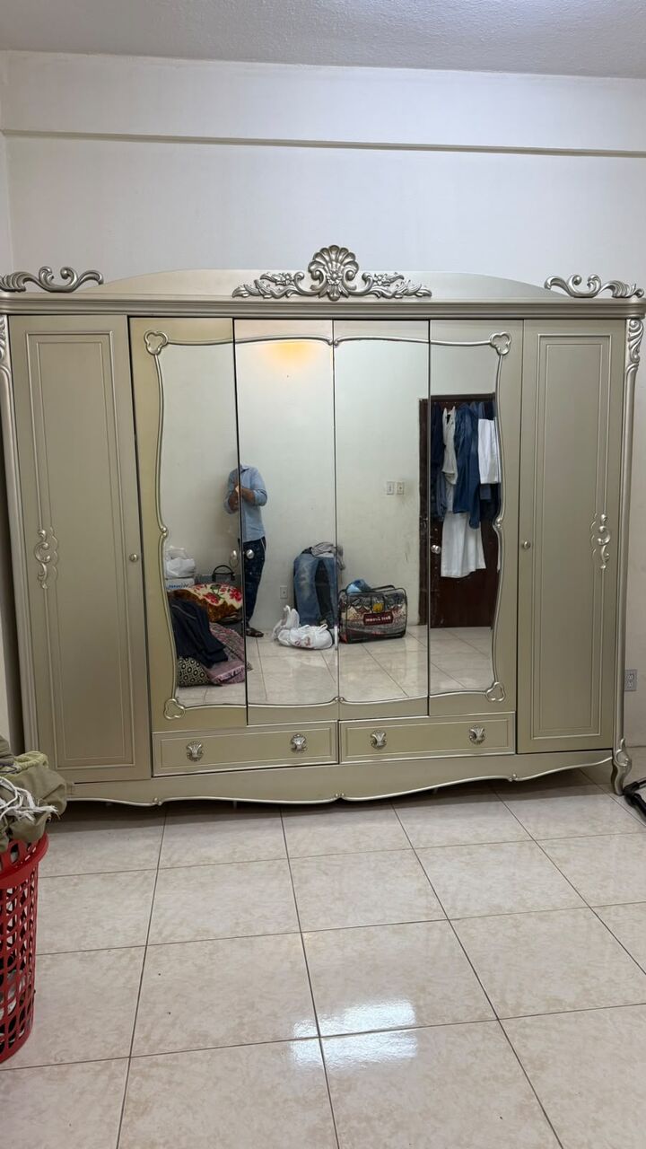 Jubail, Furniture, SAR 1000,  King Size Bed Set With 2 Side Tables And 6 Door King Size Almarih And Dressing Table