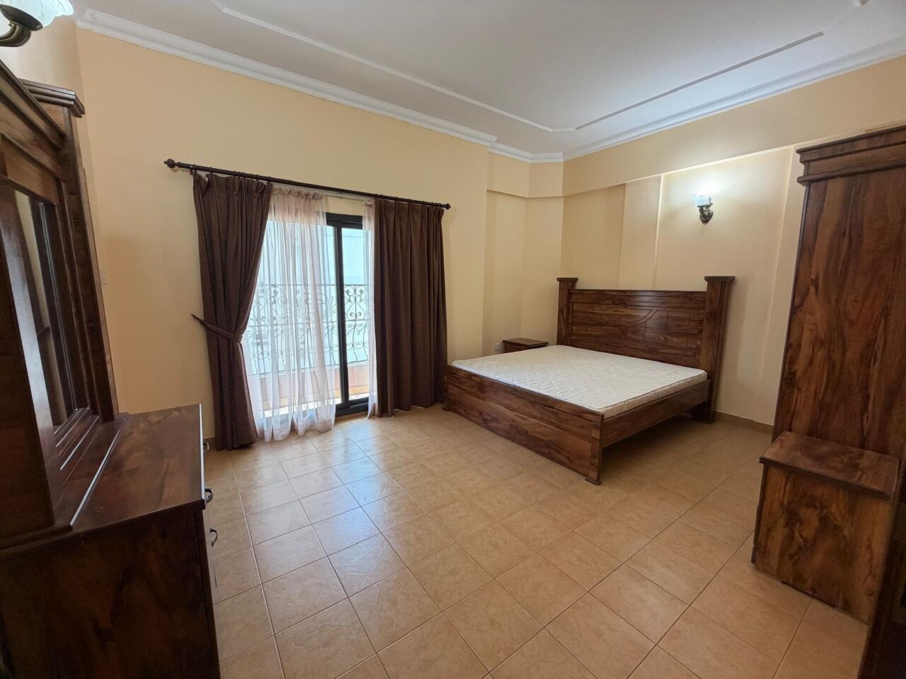Adliya, Apartments, Flats, Houses & Villas, BHD 290/month,  Furnished,  2 BR,  Adliya | Open Kitchen | EWA Limit 60 BD (Inclusive) | Balcony | Central AC |