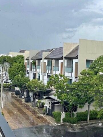Bangkok, Real Estate For Sale, THB 5500000,  3 BR,  24 Sq. Feet,  HS 2057 ขายทาวน์โฮม 3 ชั้น 24.7 ตรว. ไพรเวท เนอว