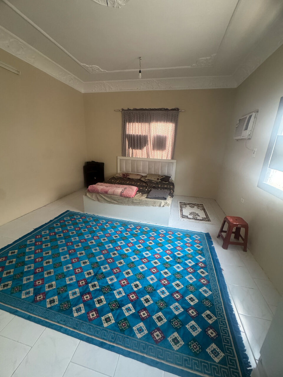 Jeddah, Rooms for Rent, SAR 1/month,  Speacious Room For Rent Paki Or Indi