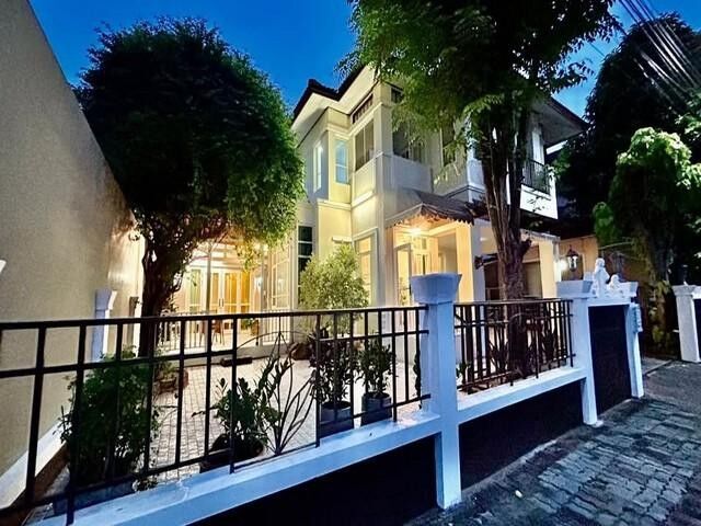 Bangkok, Villas, THB 60000,  70 Sq. Feet,  HR 10496 ให้เช่าบ้านเดียว 2 ชั้น 4 ห้องนอน หมู
