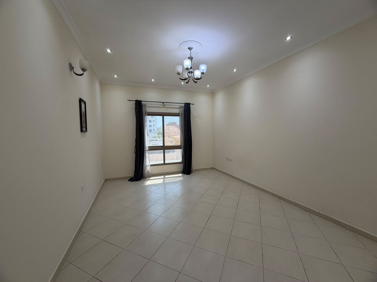 Adliya, Apartments, Flats, Houses & Villas, BHD 300/month,  2 BR,  Adliya | Semi Furnished | Gas Cooker |Central AC