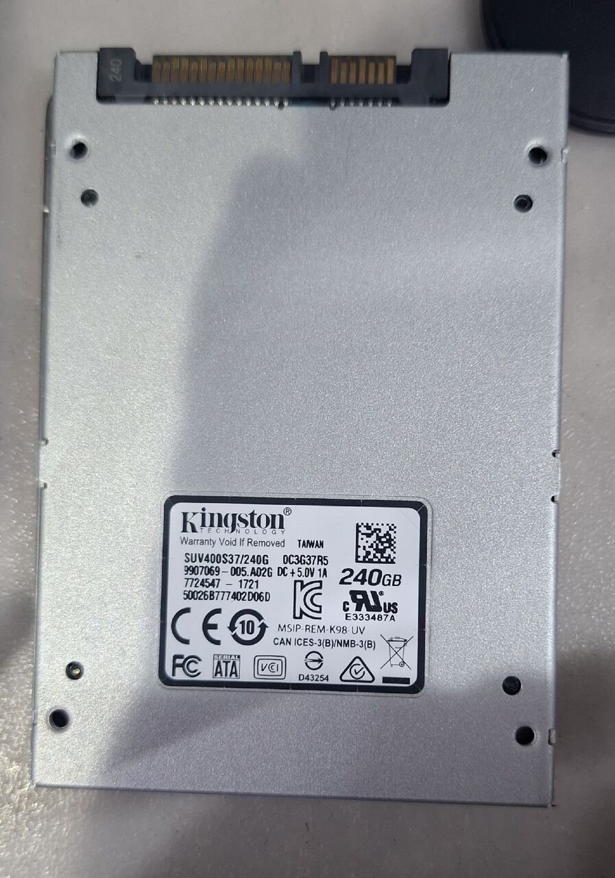 Isa Town, Computers, BHD 15,  Kingston 240GB SSD Windows 10 Pro Ready Very Fast Working Call / WhatsApp 36641552